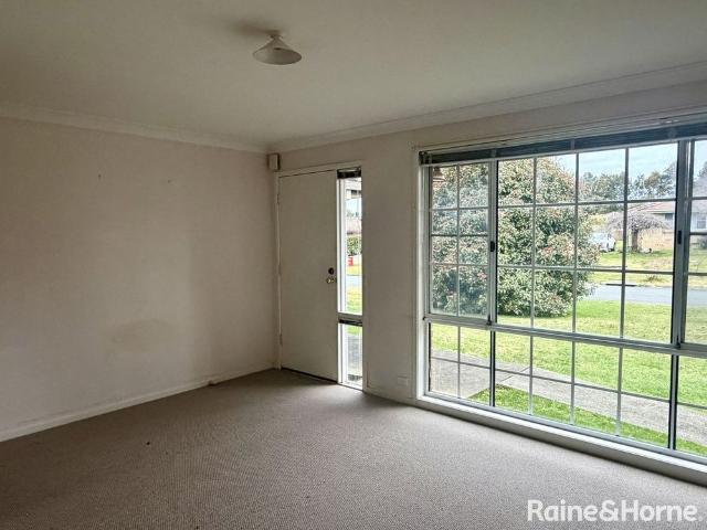 Moss Vale Home in Convenient Location