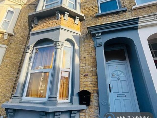 Mossford St, London, E3 1 bed in a house share to rent £1,050 pcm £242 pw