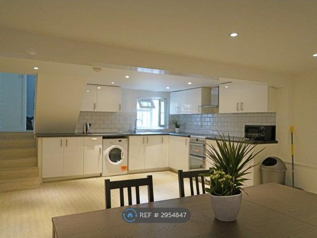 Mossford St, London E3, 6 bed terraced house to rent, £5,500 pcm | PrimeLocation