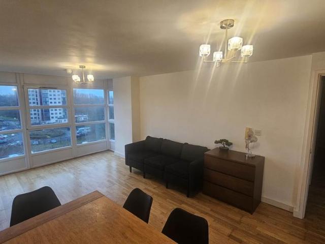 Mossfield Drive, Manchester, M9 7HQ, United Kingdom | 2 bed apartment for rent #129874796 | Rentberry