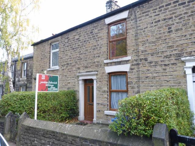 Mottram Road, Broadbottom, Hyde 2 bed terraced house to rent £975 pcm £225 pw