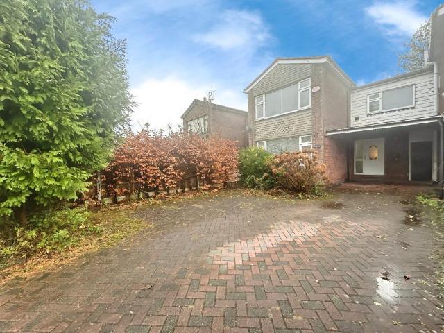 Motcombe Farm Road, Cheadle SK8 4 bed detached house to rent £1,995 pcm £460 pw