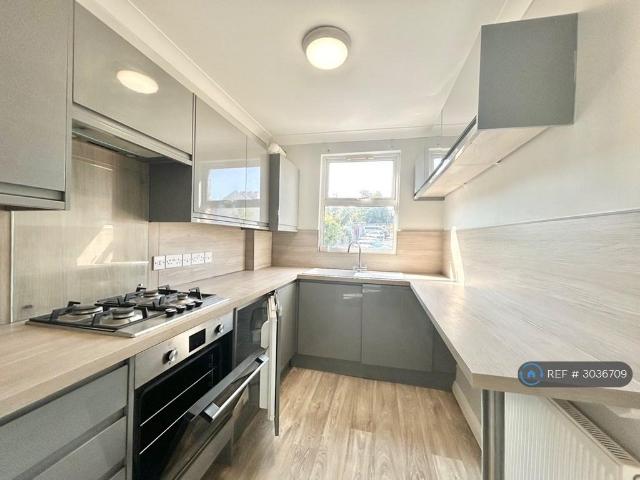 Mote Road, Maidstone, ME15 1 bed flat to rent £900 pcm £208 pw