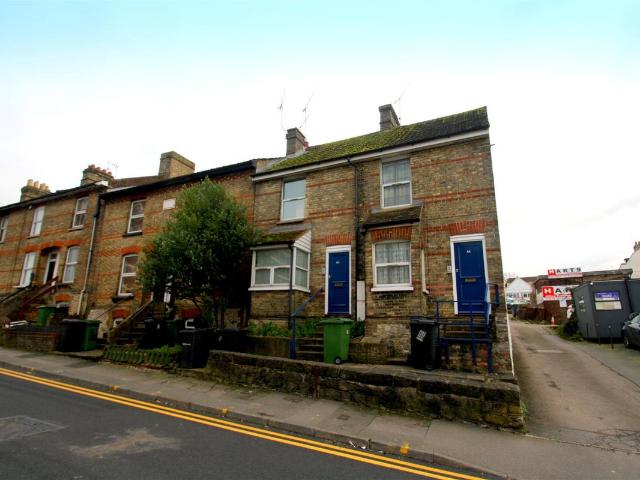 Mote Road, Maidstone ME15, 1 bed flat to rent, £950 pcm | PrimeLocation