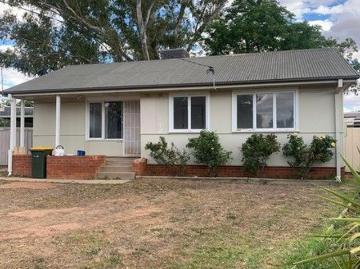 Motivated seller, Vacant possession, Open to offers