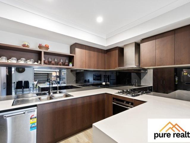 Motivated Vendor, Asking Price $499,000 $540,000