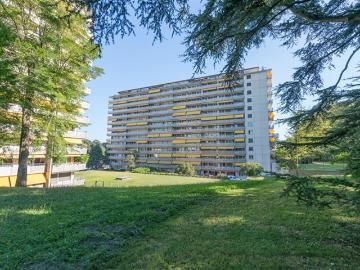 Motorradplatz im Herzen der Eaux Vives