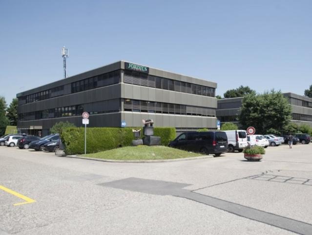 Motorradstellplatz zu vermieten