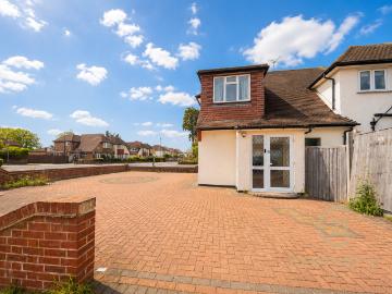 Motspur Park, New Malden KT3 Century 21 United Kingdom