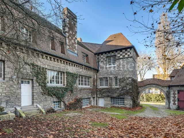 Mouvaux, manoir d'exception contruction 1934 sur 5921 m2 de. 633m² Mouvaux