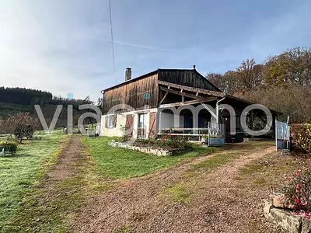 Moux en Morvan 58230 Achat / Vente maison 7 pièces t7 au dernier étage cave