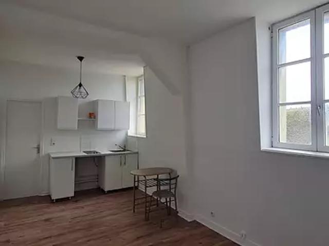 Mouy 60250 Location appartement 1 pièce t1 parking