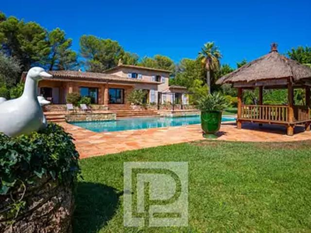 Mouans Sartoux 06370 Achat / Vente maison 8 pièces t8 piscine
