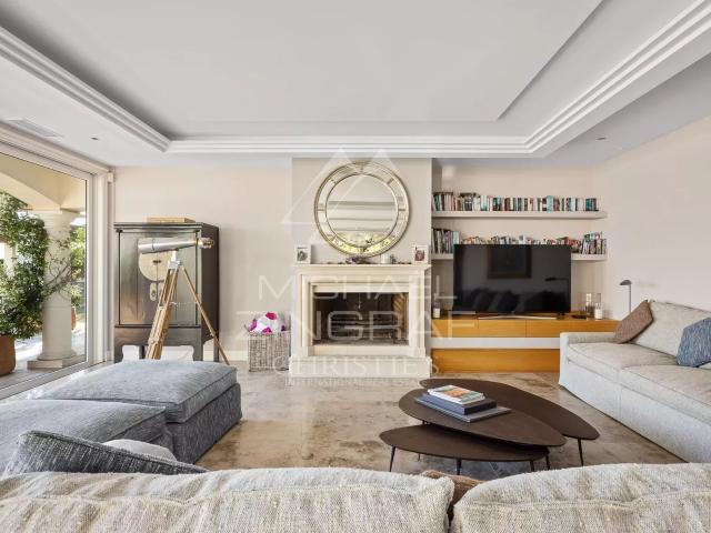 Mouans Sartoux Propriété familiale dans un domaine résiden. 427m² Mouans Sartoux