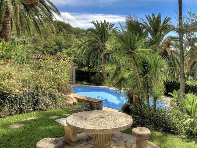 Mougins magnifique maison Provençale 6 pièces avec piscine