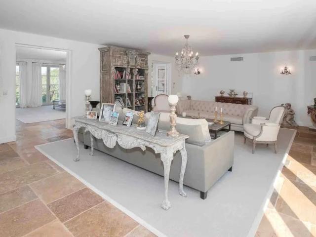 Mougins A pied du village, 5 chambres
