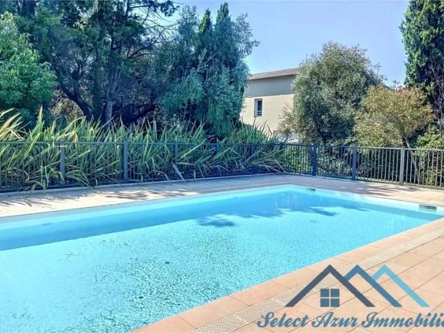 MOUGINS Appartement 3 pièces avec terrasse