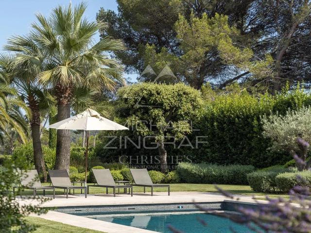 Mougins Domaine sécurisé, magnifique villa provençale mode. m² Mougins