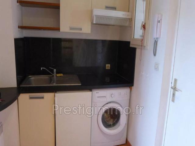 Mougins le haut, Location appartement 1 pièce 23 m²