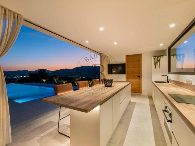Mougins Propriété D’Exception Vue Panoramique Mer Et Mon. 560m² Mougins