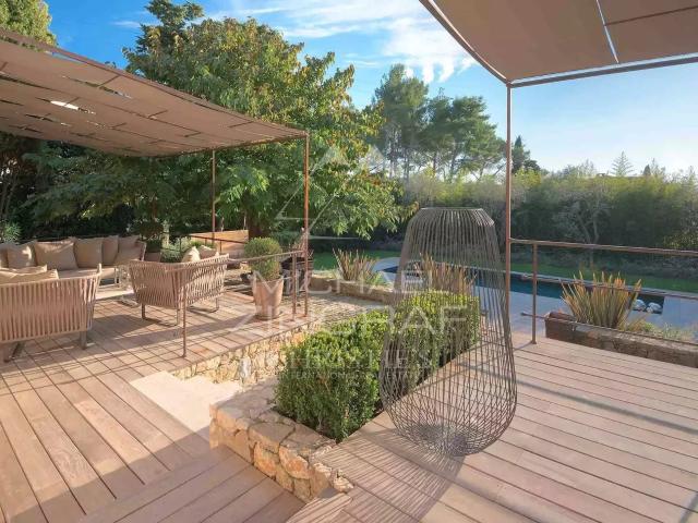 Mougins Superbe bastide rénovée 250m² Mougins
