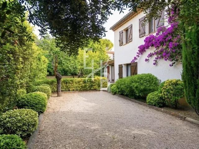 Mougins secteur résidentiel 231m² Mougins