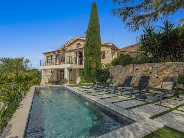 Mougins Villa Avec Vue Mer Panoramique 200m² Mougins