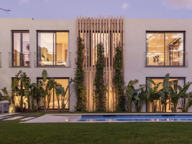 Mougins, villa contemporaine de 700m2 dans un domaine fermé 700m² Mougins