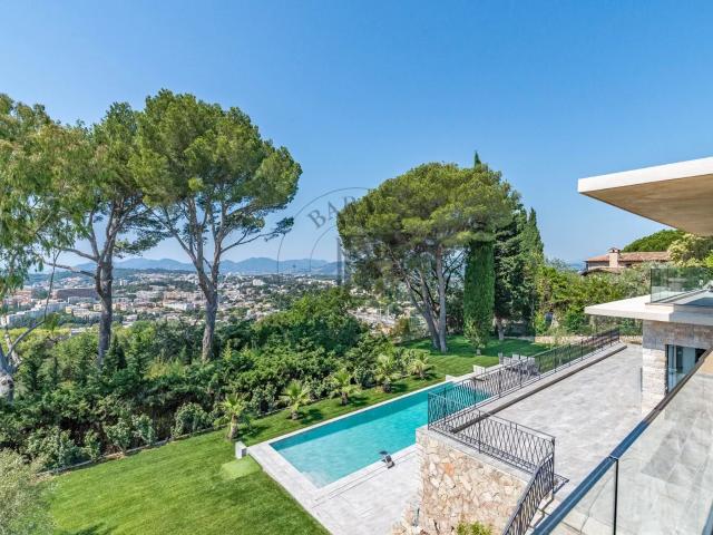 Mougins – Villa Contemporaine Neuve – Vue Mer Et Montagne Pa. 372m² Mougins
