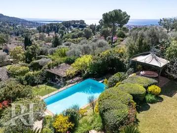 Mougins 06250 Achat / Vente maison 5 pièces t5 piscine