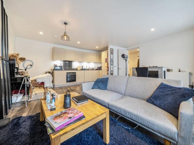 Moulding Lane, London SE14, 1 bed flat to rent, £1,750 pcm | PrimeLocation