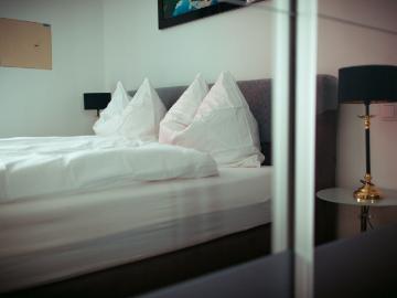 Moulin Rouge, Vienna Amsterdam Apartments for Rent