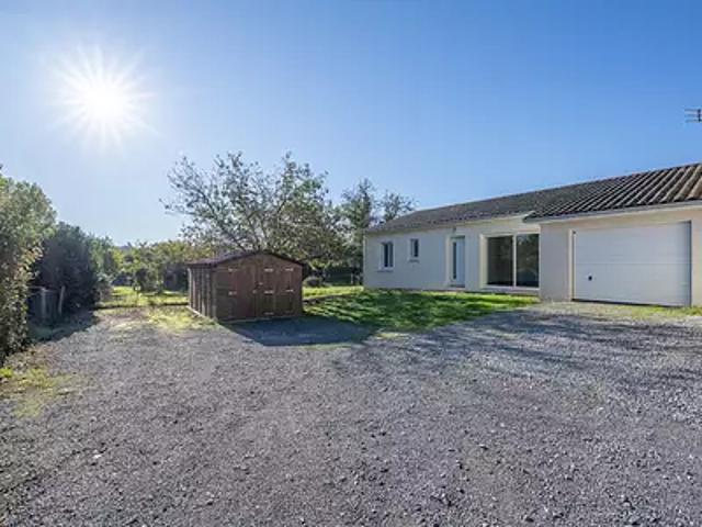 Branne 33420 Achat / Vente maison 4 pièces t4 au dernier étage terrasse