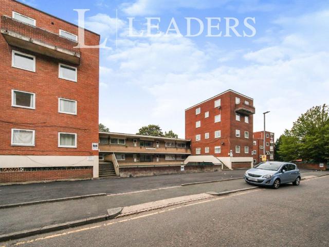 Moulton Rise, Luton, Bedfordshire LU2, 2 bed flat to rent, £1,200 pcm | PrimeLocation