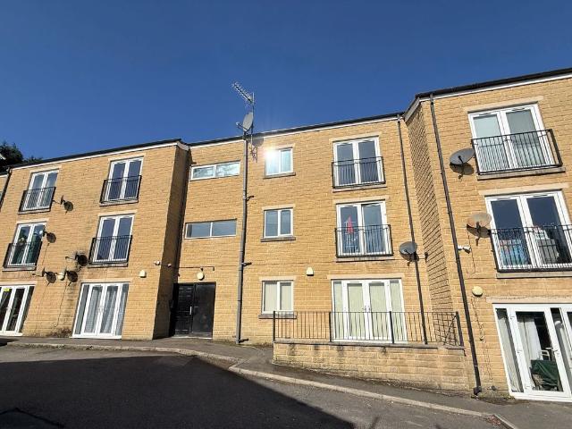 Mount Terrace, Regency Gardens Mount Terrace HX2, 2 bed flat to rent, £650 pcm | PrimeLocation
