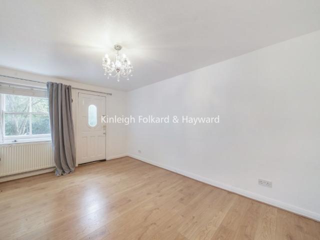 Mount View Road, London N4, 2 bed flat to rent, £2,300 pcm | PrimeLocation