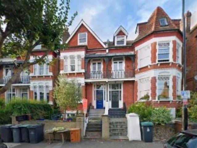 Mount View Road, London N4, 2 bed flat to rent, £2,448 pcm | PrimeLocation