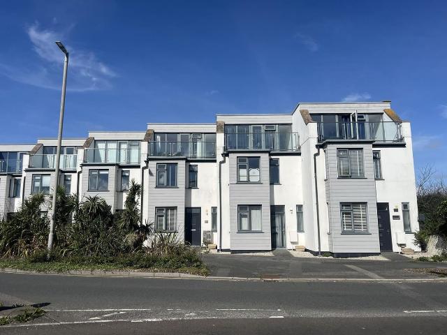 Mount Wise, Newquay TR7, 3 bed town house to rent, £1,750 pcm | PrimeLocation