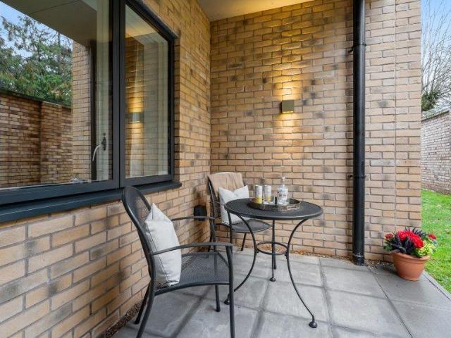 Mount Battenhall Retirement Village. 1 bed retirement property to rent £2,400 pcm £554 pw