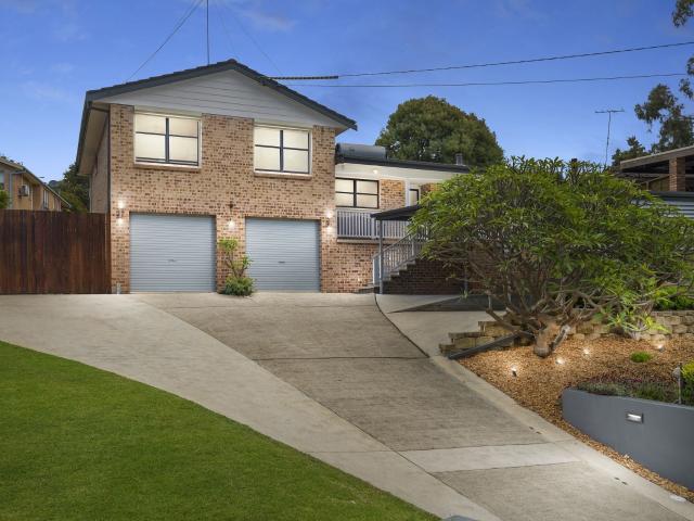 Mount Colah, 15 Beechworth Place