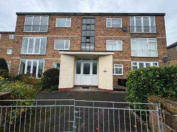 Mount Court, Heswall, Wirral CH60, 1 bed flat to rent, £850 pcm | PrimeLocation