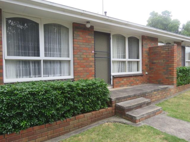 Mount Clear, 2/8 Landale Avenue