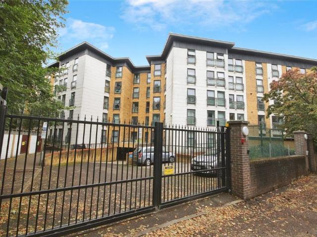 Mount Lane, Bracknell, Berkshire, RG12 1 bed apartment to rent £1,150 pcm £265 pw