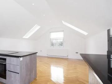 Mount Park Crescent, London, W5 2RR, United Kingdom | 2 bed apartment for rent #139069848 | Rentberry