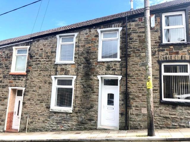 Mount Pleasant Terrace, MOUNTAIN ASH. 3 bed terraced house to rent £750 pcm £173 pw