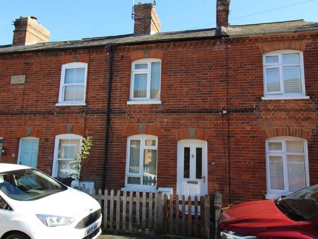 Mount Pleasant, Hildenborough, Tonbridge TN11, 2 bed terraced house to rent, £1,525 pcm | PrimeLocation
