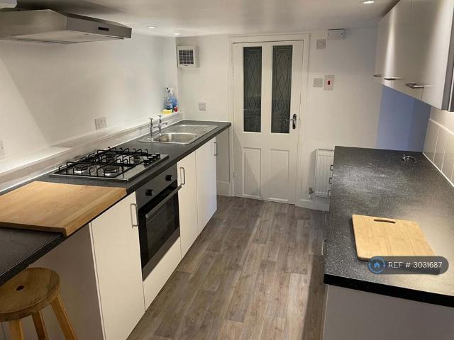 Mount Pleasant Rd, Brixham, TQ5 1 bed flat to rent £675 pcm £156 pw
