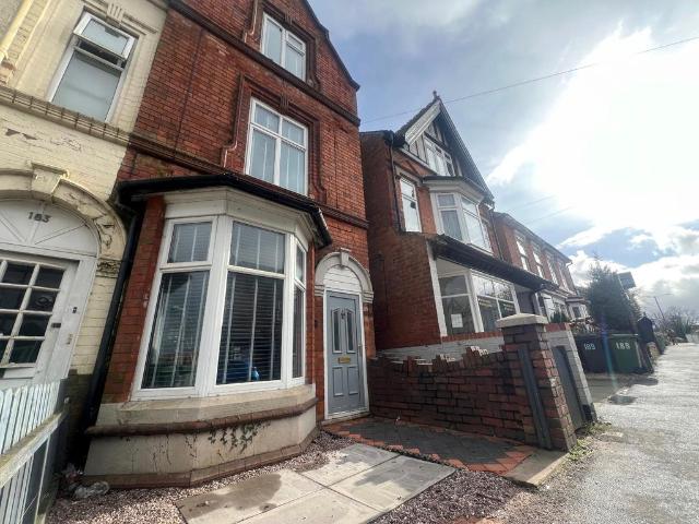 Mount Pleasant, Redditch, B97 1 bed terraced house to rent £625 pcm £144 pw