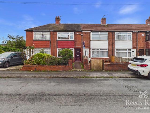Mount Pleasant Road, Manchester M34 2 bed terraced house to rent £1,100 pcm £254 pw