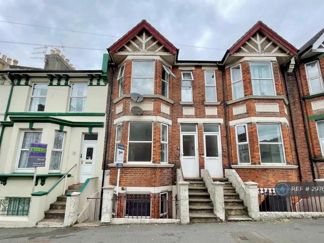 Mount Pleasant Road, Hastings, TN34 2 bed flat to rent £1,025 pcm £237 pw
